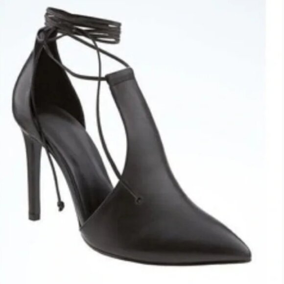Banana Republic Shoes - Banana Republic Deanna Lace-Up Black Leather Pumps – Size 8.5 – NWT